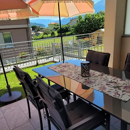 Apartamento Lago-apartment Midy, Sfeervol, Zwembad, Airco Domaso
