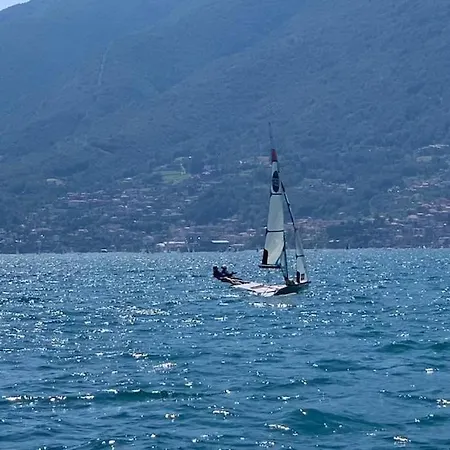 Lago-apartment Midy, Sfeervol, Zwembad, Airco Διαμέρισμα Domaso